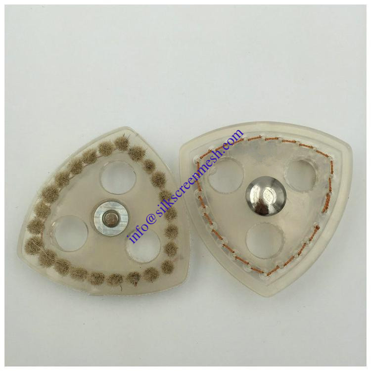 68 mm Accesorios de molino de harina de longitud completa Triángulo de lana cepilla de limpieza 25g - 30g Peso neto